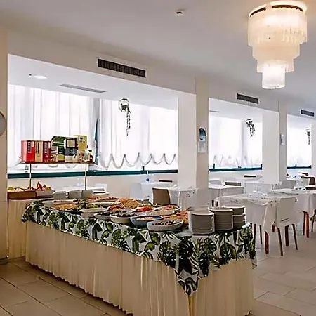 Baltic מלון 3*
